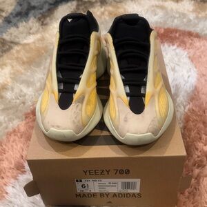 Lightly worn. Yeezy boys 6.5 Sneakers - Yellow and Black